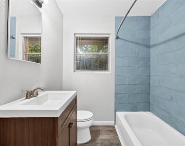 530 Globe Street - Photo Thumbnail 26