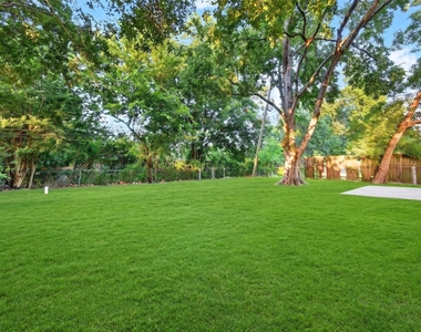 530 Globe Street - Photo Thumbnail 33