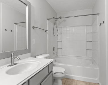 6 Thicket Grove Place - Photo Thumbnail 19