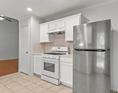 6 Thicket Grove Place - Photo Thumbnail 13