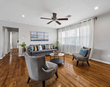 3237 Rosedale Street - Photo Thumbnail 1