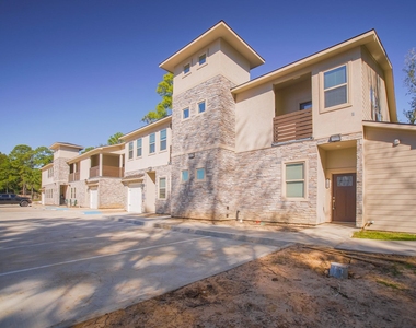 504 Nursery Road - Photo Thumbnail 3