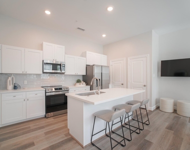 504 Nursery Road - Photo Thumbnail 13