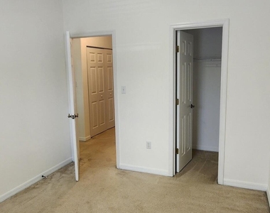 8735 Clara Elizabeth Lane - Photo Thumbnail 24
