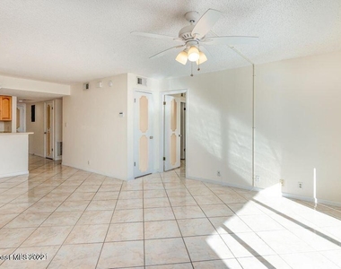1595 N Atlantic Avenue - Photo Thumbnail 12