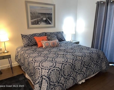 4800 Ocean Beach Boulevard - Photo Thumbnail 10