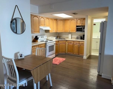 4800 Ocean Beach Boulevard - Photo Thumbnail 6