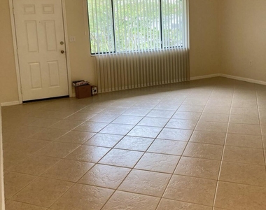 843 Parsons Circle Se - Photo Thumbnail 1