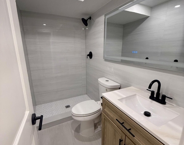 1305 S Atlantic Avenue - Photo Thumbnail 14
