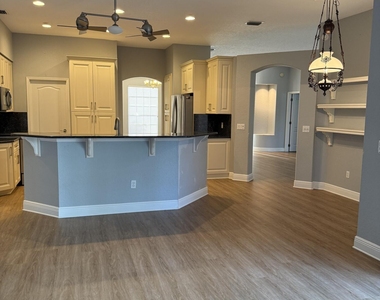 751 Carriage Hill Road - Photo Thumbnail 5