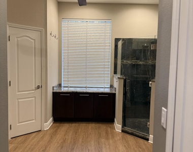 751 Carriage Hill Road - Photo Thumbnail 11