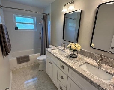 317 Dartmouth Avenue - Photo Thumbnail 12