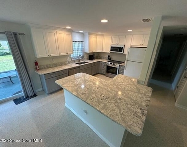317 Dartmouth Avenue - Photo Thumbnail 8