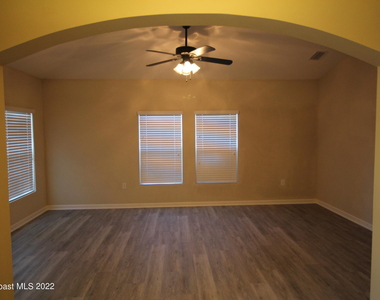 2448 Snapdragon Drive Nw - Photo Thumbnail 3