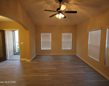 2448 Snapdragon Drive Nw - Photo Thumbnail 4