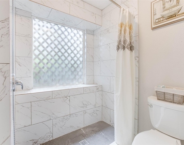 128 N Deerfoot Circle - Photo Thumbnail 15