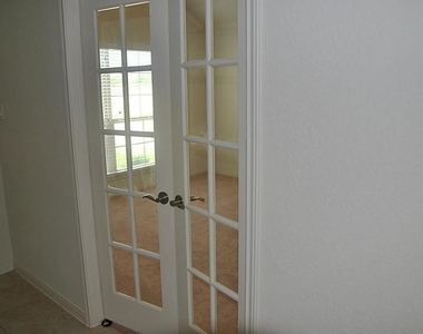4215 Canton Crest Crest - Photo Thumbnail 4