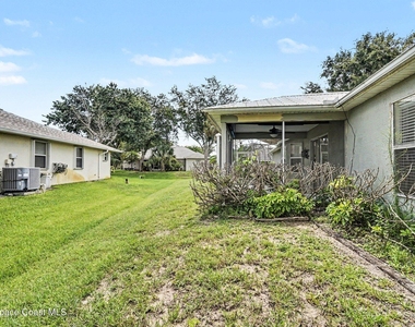 880 Vocelle Avenue - Photo Thumbnail 23
