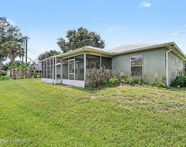 880 Vocelle Avenue - Photo Thumbnail 22