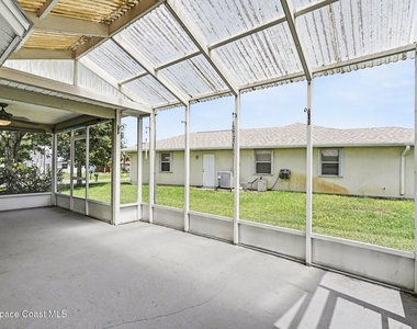 880 Vocelle Avenue - Photo Thumbnail 19