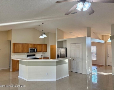6130 Meghan Drive - Photo Thumbnail 3