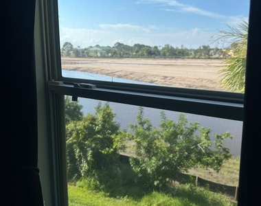 4107 Meander Place - Photo Thumbnail 8