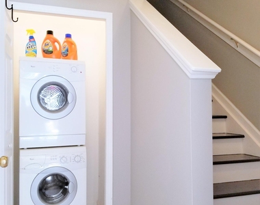 4107 Meander Place - Photo Thumbnail 6