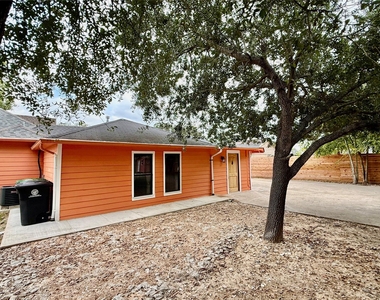 7306 Moline Street - Photo Thumbnail 2
