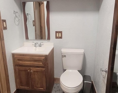 7306 Moline Street - Photo Thumbnail 16