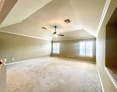 23203 Fall Wind Court - Photo Thumbnail 18