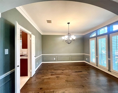 23203 Fall Wind Court - Photo Thumbnail 3