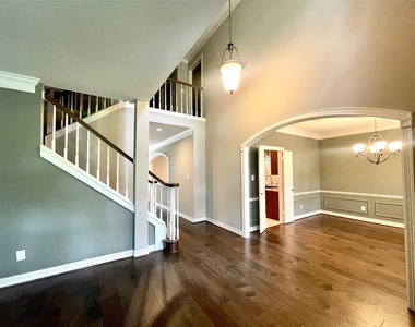 23203 Fall Wind Court - Photo Thumbnail 5