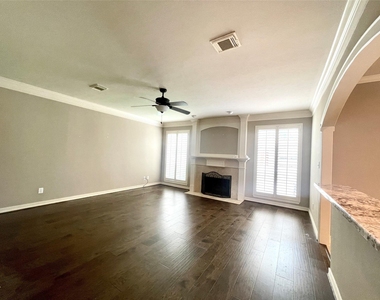 23203 Fall Wind Court - Photo Thumbnail 6