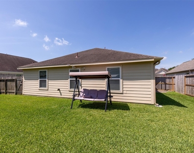 15118 Vincennes Oak Street - Photo Thumbnail 20