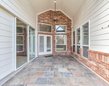 6630 Larocke Trail - Photo Thumbnail 13