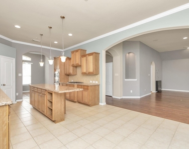 6630 Larocke Trail - Photo Thumbnail 17