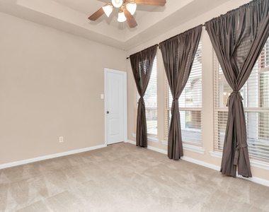 6630 Larocke Trail - Photo Thumbnail 33