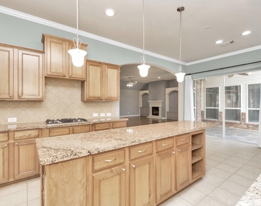 6630 Larocke Trail - Photo Thumbnail 10