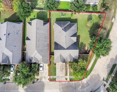 6630 Larocke Trail - Photo Thumbnail 6