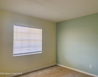 3092 Sir Hamilton Circle - Photo Thumbnail 9