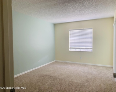 3092 Sir Hamilton Circle - Photo Thumbnail 5