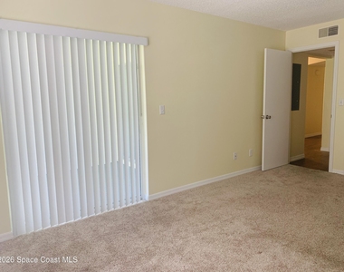 3092 Sir Hamilton Circle - Photo Thumbnail 7