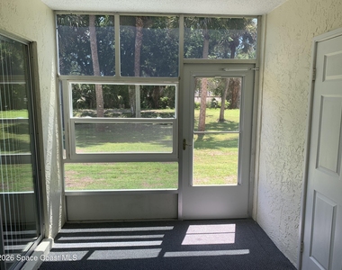 3092 Sir Hamilton Circle - Photo Thumbnail 11