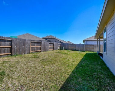 26610 Coast Redwood Drive - Photo Thumbnail 30