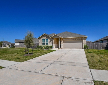 26610 Coast Redwood Drive - Photo Thumbnail 1