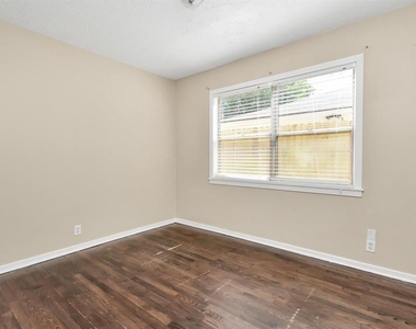 6610 Granite Street - Photo Thumbnail 7