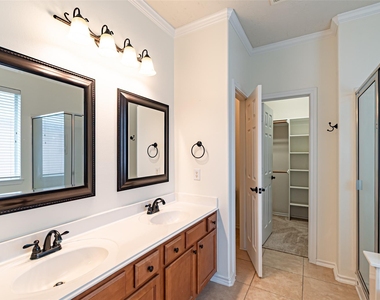17911 Serene Shore Drive - Photo Thumbnail 29