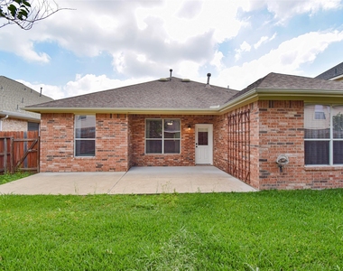 17911 Serene Shore Drive - Photo Thumbnail 43