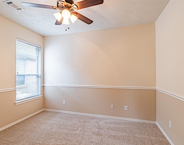 17911 Serene Shore Drive - Photo Thumbnail 35