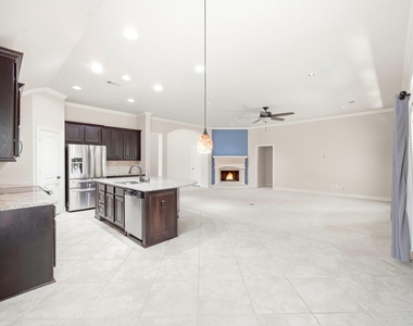 28319 Shining Creek Lane - Photo Thumbnail 7